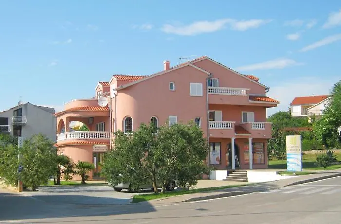 Apartament Anita Frane